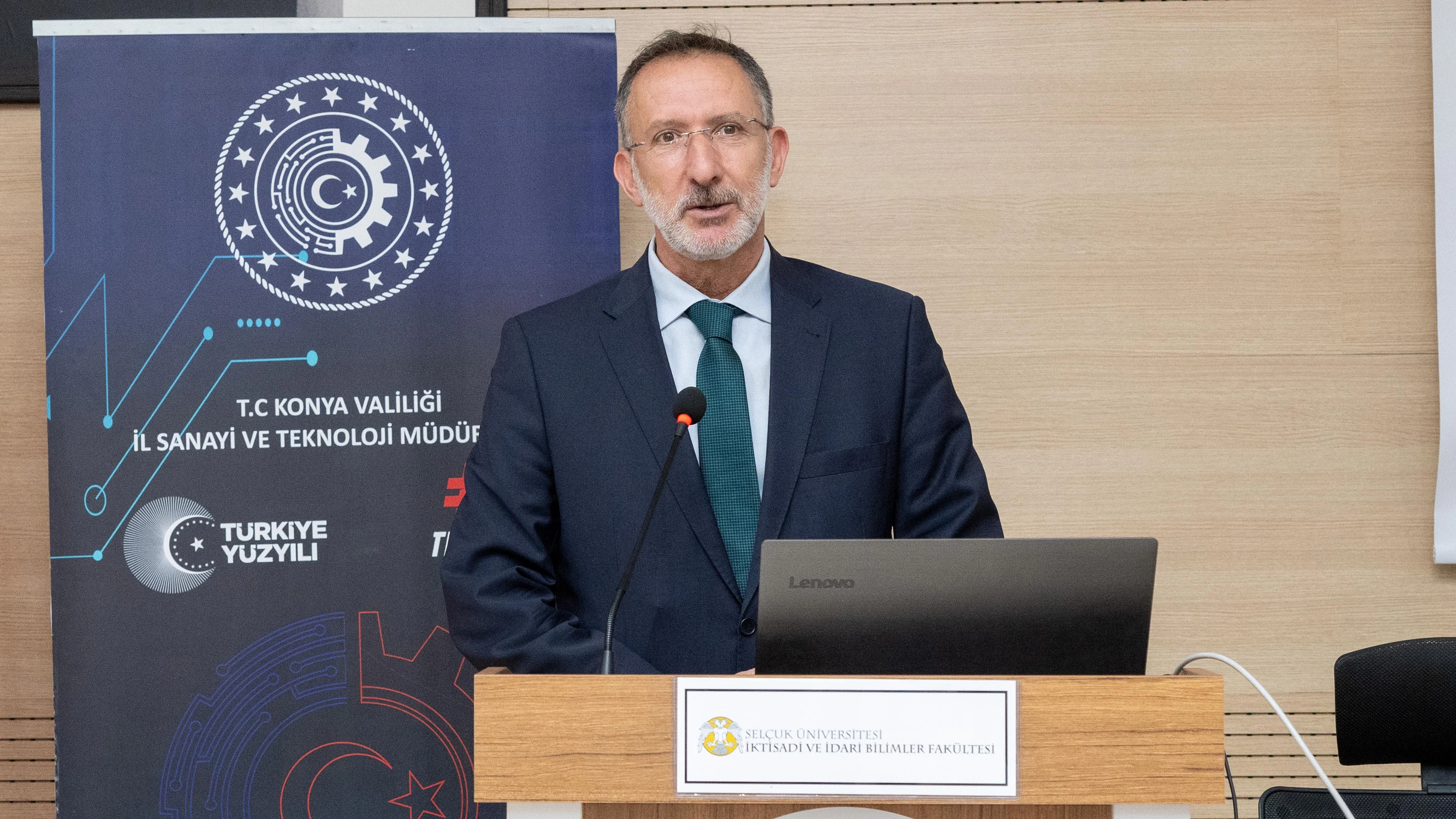 Selçuk Üniversitesinde üniversite-sanayi iş birliğini güçlendirecek buluşma